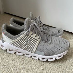 On Running Cloudswift Sneaker (8.5)